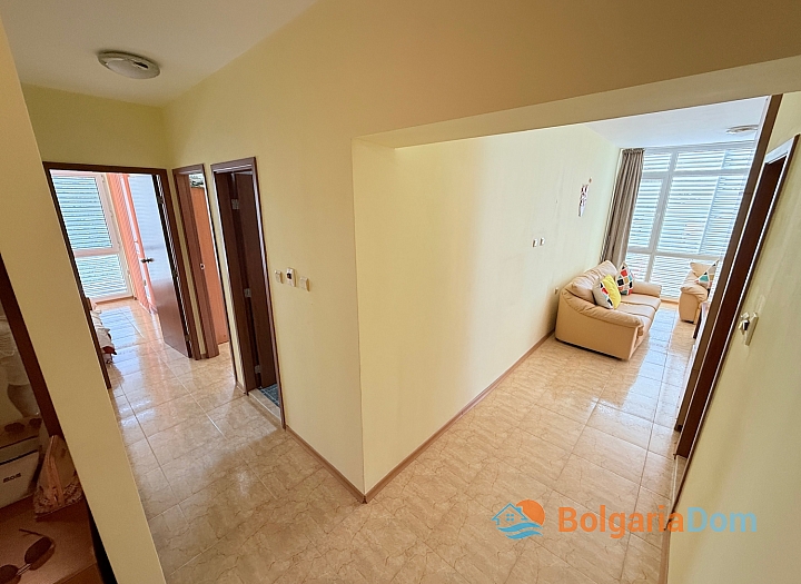 Große Dreizimmerwohnung 600 Meter vom Meer entfernt. Foto 13