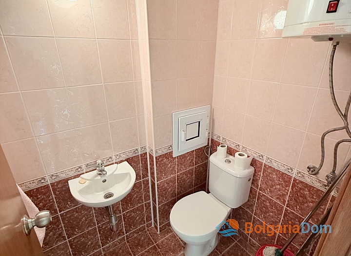 Große Dreizimmerwohnung 600 Meter vom Meer entfernt. Foto 11