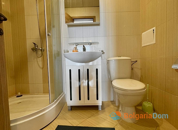 Apartmán s výhledem na moře ve velkém komplexu. Foto 33
