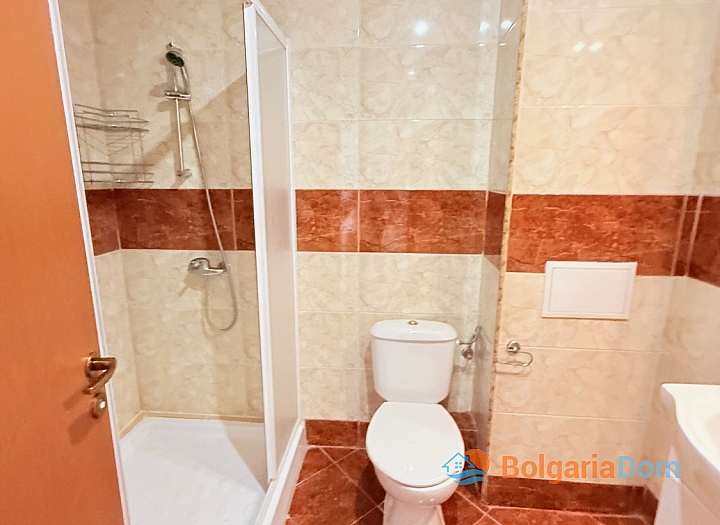 Красивая трехкомнатная квартира на Солнечном берегу. Photo 13