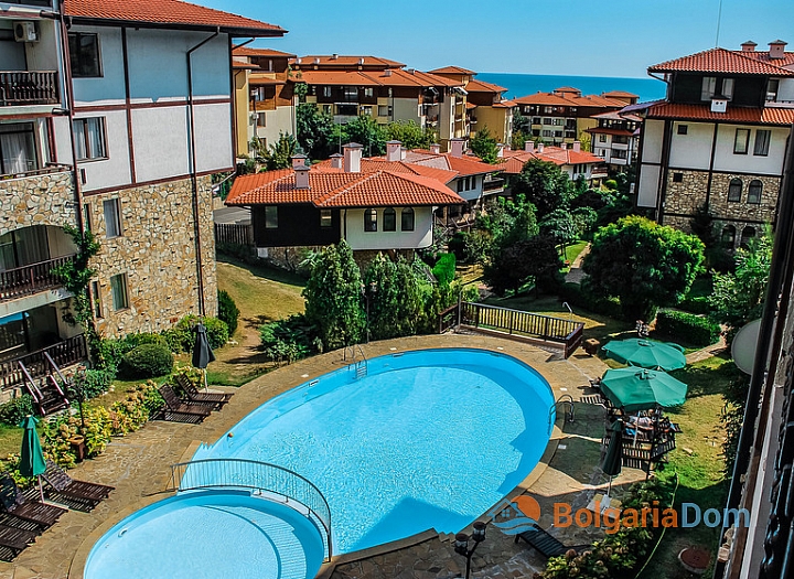 Apartment mit Poolblick in erster Reihe. Foto 5