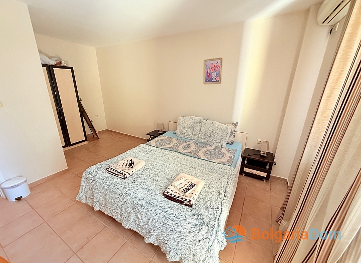 Apartmán v krásném komplexu. Foto 13
