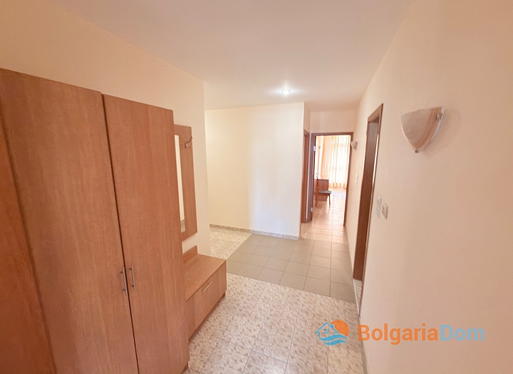 Geräumige Wohnung in einem Komplex mit ausgezeichneter Lage. Foto 12