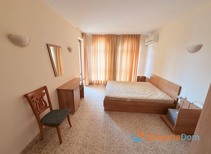 Geräumige Wohnung in einem Komplex mit ausgezeichneter Lage. Foto 11