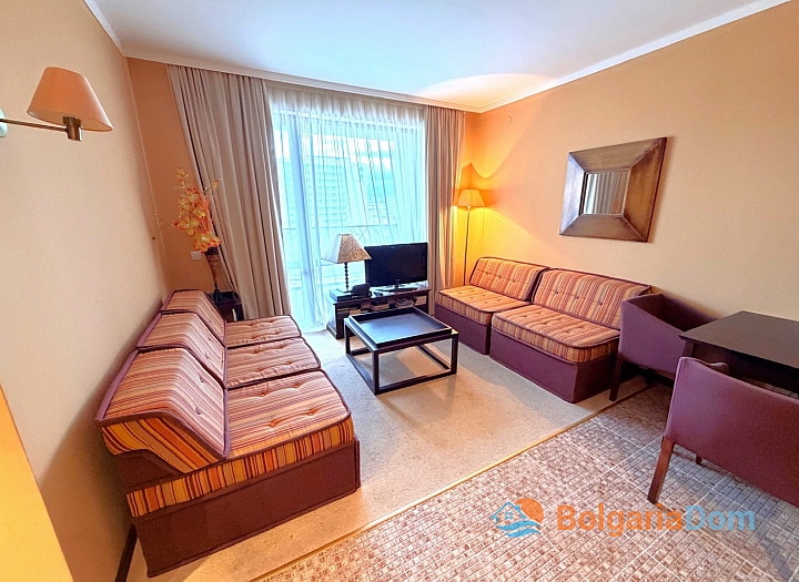 Apartmán s výhledem na bazén v luxusním lázeňském komplexu 100 metrů od pláže. Foto 2 Apartmán s výhledem na bazén v luxusním lázeňském komplexu 100 metrů od pláže. Foto 2