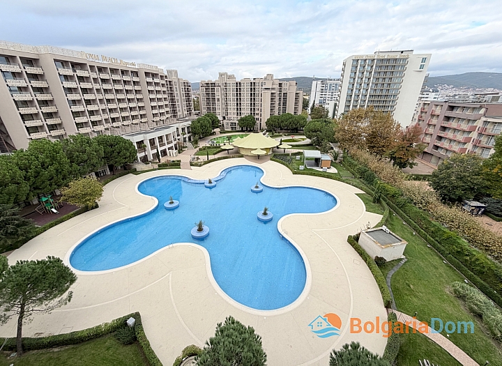Apartmán s výhledem na bazén v luxusním lázeňském komplexu 100 metrů od pláže. Foto 4 Apartmán s výhledem na bazén v luxusním lázeňském komplexu 100 metrů od pláže. Foto 4