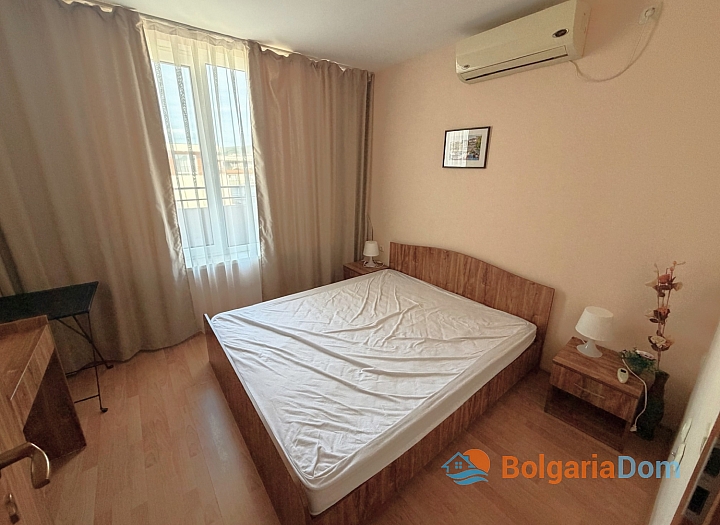 Three-room apartment in a large residential complex. Photo 2 Three-room apartment in a large residential complex. Photo 2