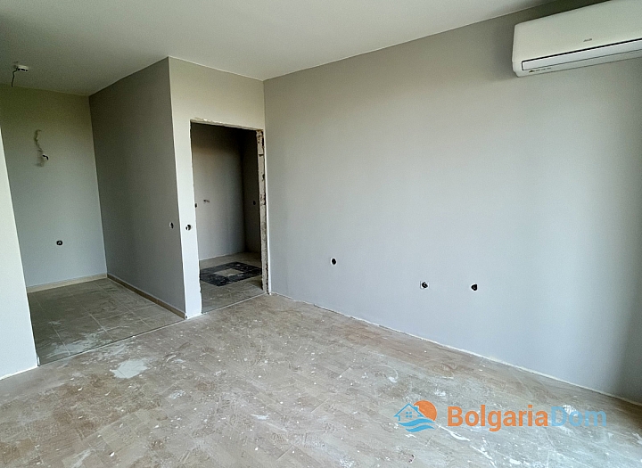 Neue Wohnung in erster Reihe mit großem Rasen, Ratenzahlung möglich. Foto 5