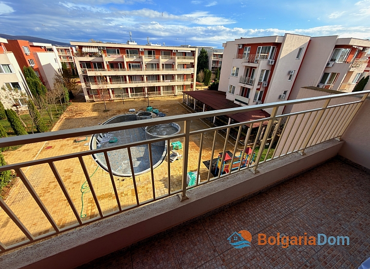 Apartment with pool view in a large complex. Photo 6 Apartment with pool view in a large complex. Photo 6