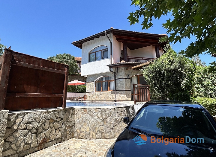 House with a swimming pool in a prestigious complex. Photo 17