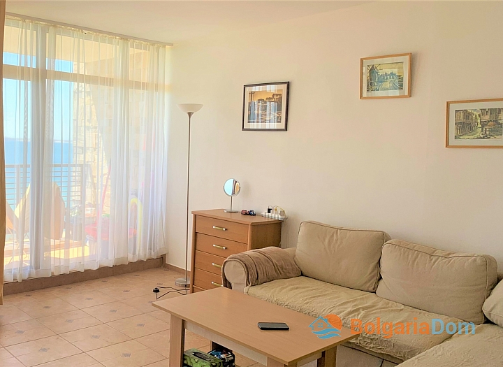 Apartment with panoramic sea views on the first line. Photo 16