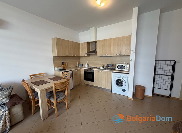 Spacious apartment in a large complex. Photo 5