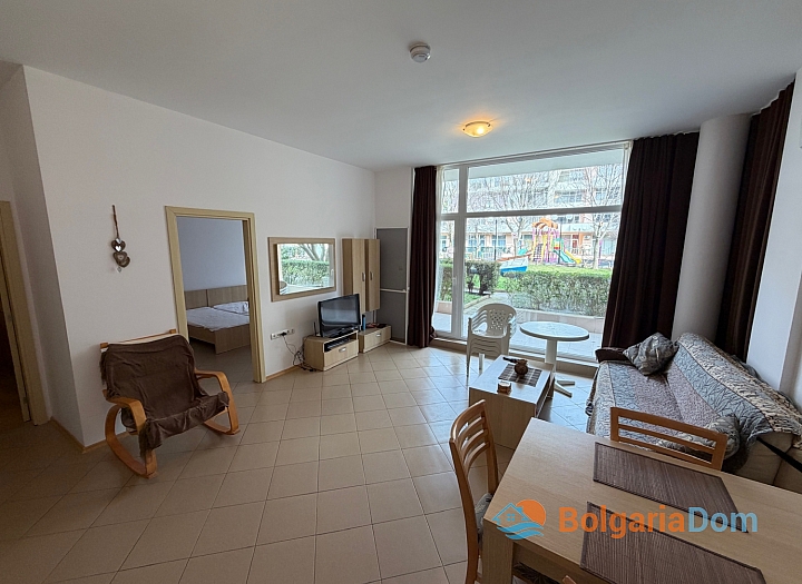 Spacious apartment in a large complex. Photo 6