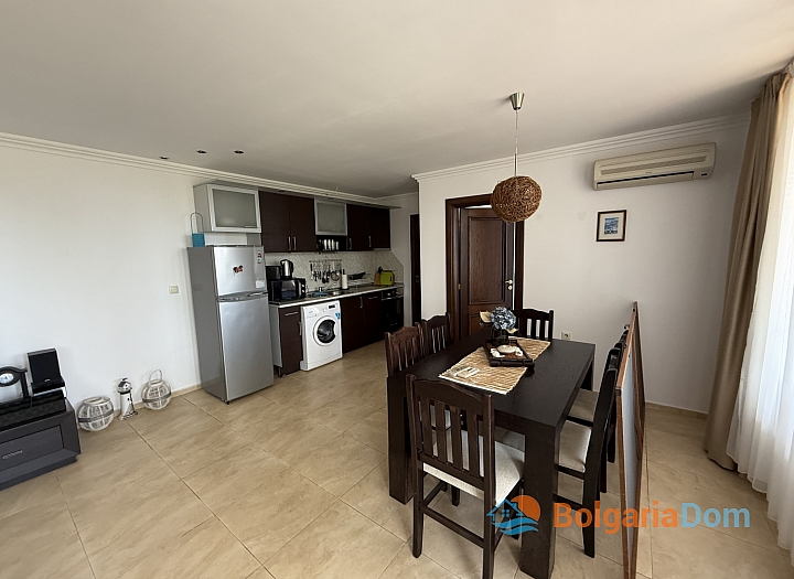Apartament z widokiem na morze i trawnikiem w pierwszej linii. Zdjęcie 17