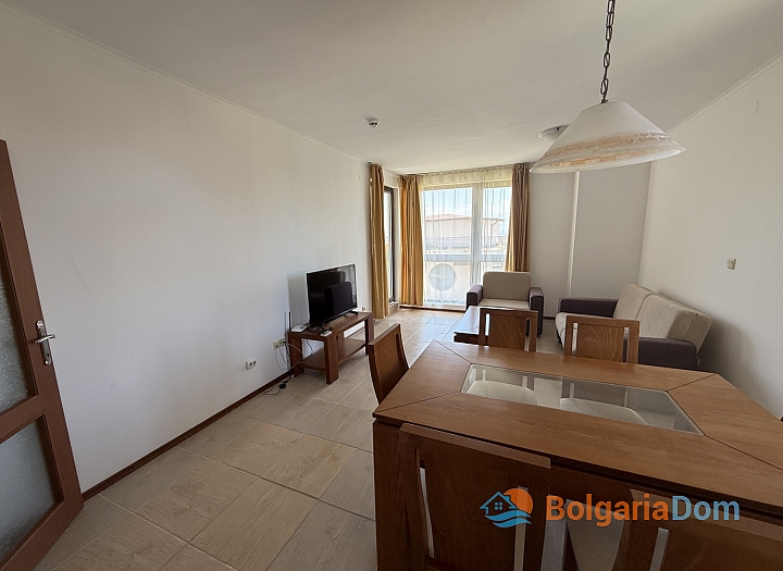 Spacious apartment in a large cottage complex. Photo 12
