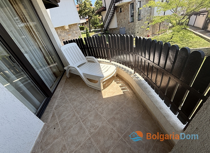 Spacious apartment in a large cottage complex. Photo 4