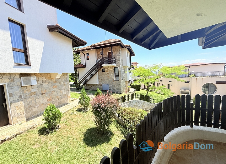 Spacious apartment in a large cottage complex. Photo 7