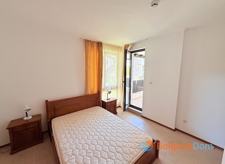 Spacious apartment in a large cottage complex. Photo 18