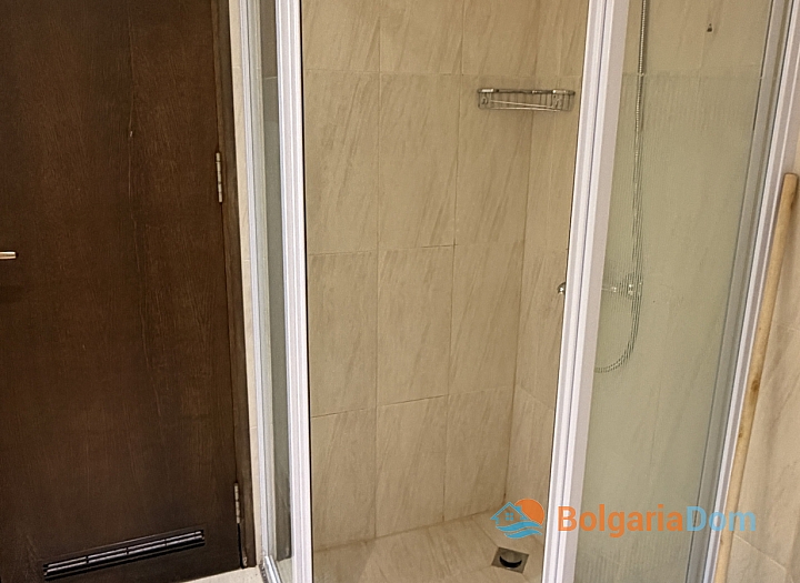 Duże studio z trawnikiem w luksusowym aparthotelu. Zdjęcie 16 Duże studio z trawnikiem w luksusowym aparthotelu. Zdjęcie 16