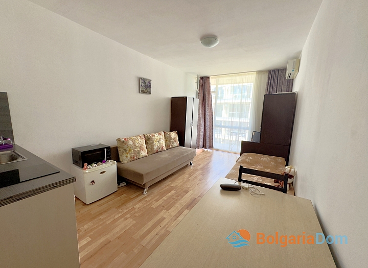 Studio in a complex with a convenient location. Photo 1