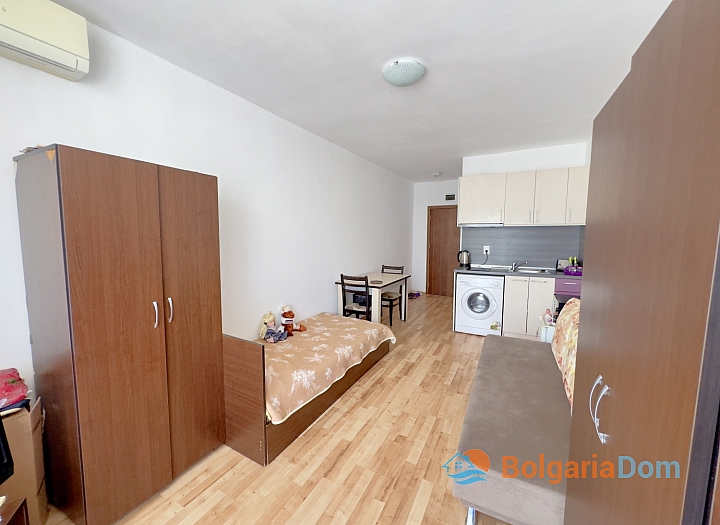 Studio in a complex with a convenient location. Photo 8