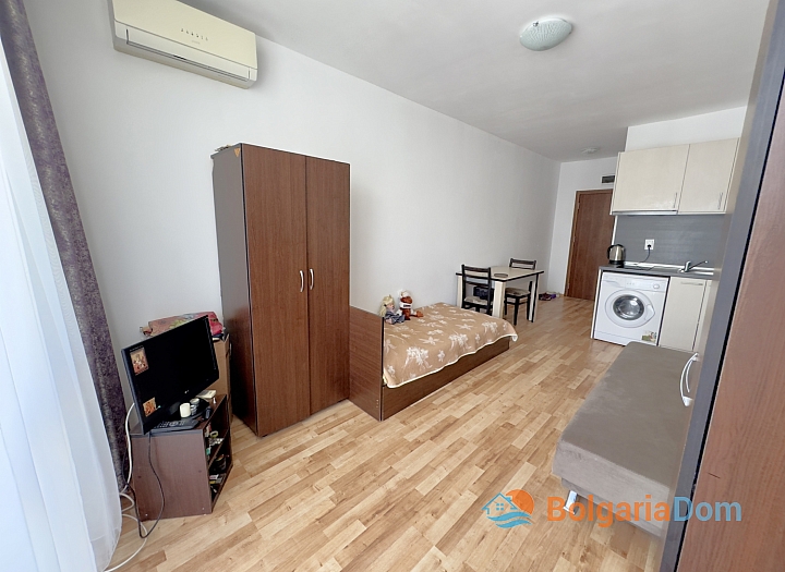 Studio in a complex with a convenient location. Photo 9