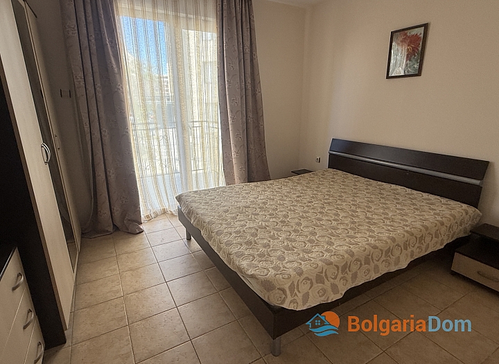 Przestronny apartament z widokiem na morze w Świętym Własie. Zdjęcie 5