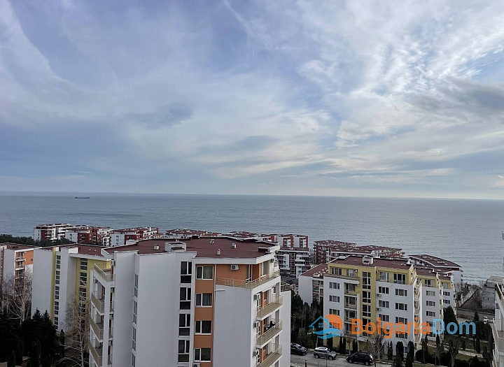 Двухкомнатная квартира с панорамным видом на море. Фото 1