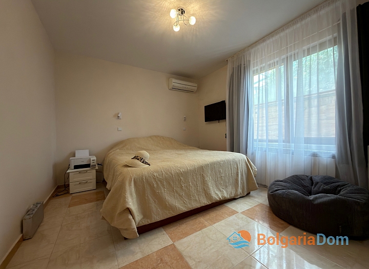 Квартира с тремя спальнями в доме без таксы поддержки. Фото 22
