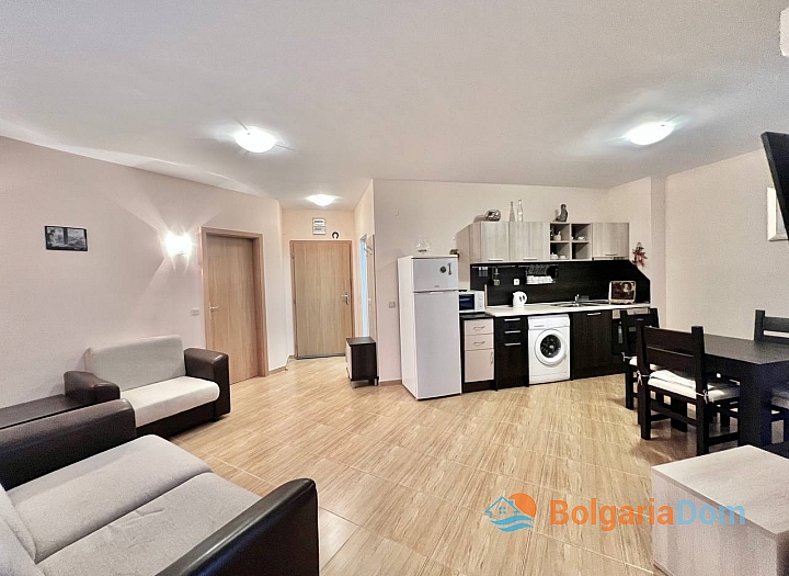 Двокімнатна квартира в розкішному комплексі за 150 метрів від моря. Фото 3