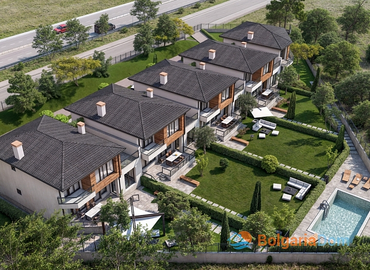 Modern houses with a swimming pool in the Lahana area, between Sarafovo and Pomorie. Photo 1