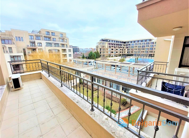 Apartment mit großer Terrasse und Meerblick in einer schönen Anlage. Foto 9