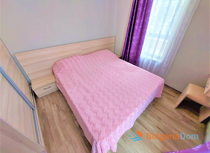 Apartament z dużym tarasem i widokiem na morze w pięknym kompleksie. Zdjęcie 42