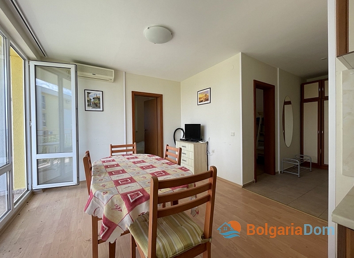 Apartmán s výhledem na moře ve vynikajícím komplexu. Foto 12