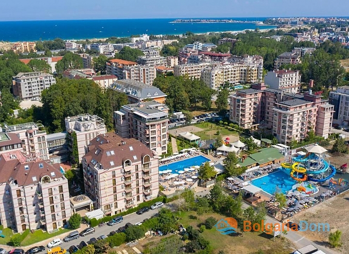 Cozy two-room apartment on Sunny Beach in a green area. Photo 1