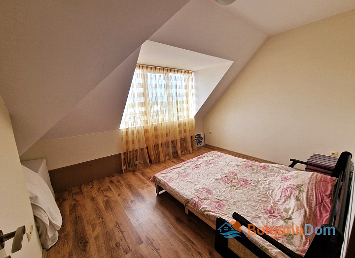 Apartment with sea view and low maintenance fee in Nessebar. Photo 5