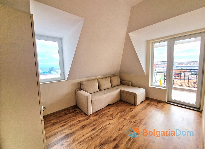 Apartment with sea view and low maintenance fee in Nessebar. Photo 7