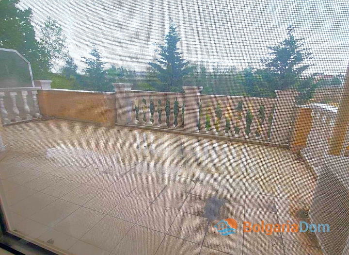 Apartament z dużym tarasem w pięknym kompleksie SPA. Zdjęcie 8