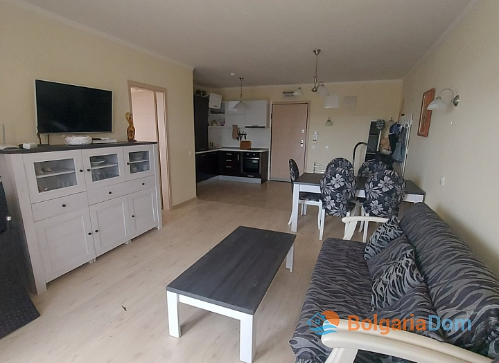 Apartmán s velkou terasou v krásném SPA komplexu. Foto 11