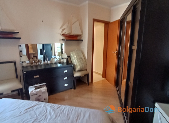 Vynikající třípokojový byt v centru Slunečného pobřeží. Foto 6