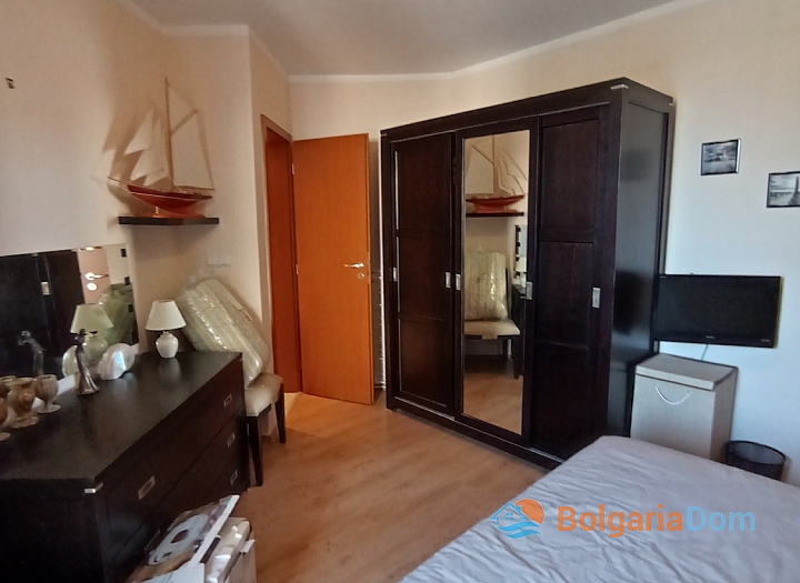 Vynikající třípokojový byt v centru Slunečného pobřeží. Foto 7