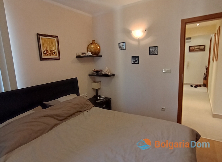 Vynikající třípokojový byt v centru Slunečného pobřeží. Foto 10
