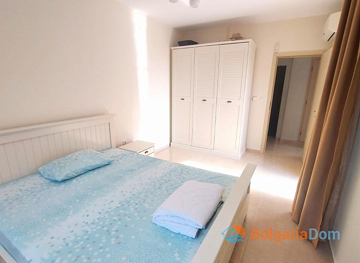Schöne Wohnung an der ersten Küste in Pomorie. Foto 5