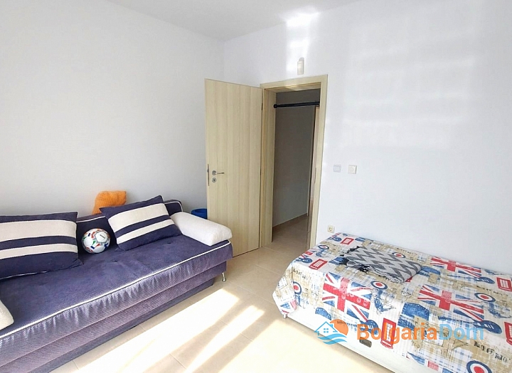 Schöne Wohnung an der ersten Küste in Pomorie. Foto 7