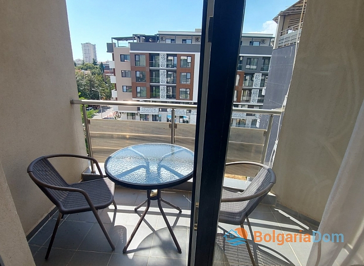 Geräumige Wohnung in einem Komplex ohne Wartungsgebühr. Foto 12 Geräumige Wohnung in einem Komplex ohne Wartungsgebühr. Foto 12