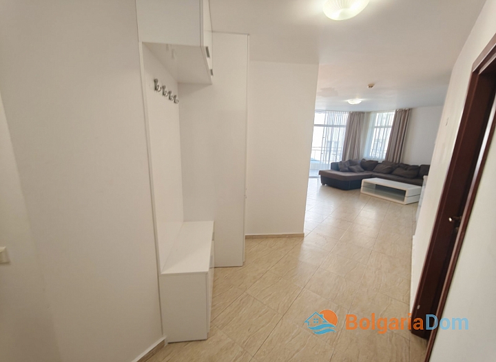 Large apartment with a pool view in a residential complex. Photo 7 Large apartment with a pool view in a residential complex. Photo 7