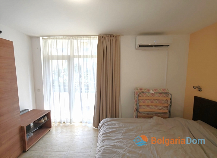 Large apartment with a pool view in a residential complex. Photo 30 Large apartment with a pool view in a residential complex. Photo 30