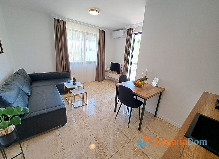 Wunderschöne neue Wohnung in erster Reihe. Foto 3