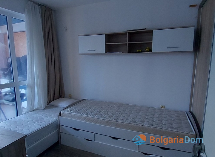 Małe, trzypokojowe mieszkanie w Pomorie. Zdjęcie 6