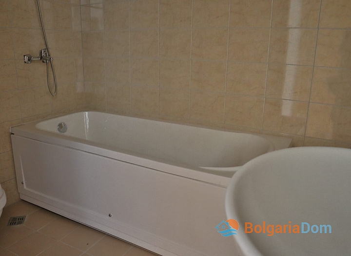 Просторная трехкомнатная квартира в отличном комплексе. Foto 16